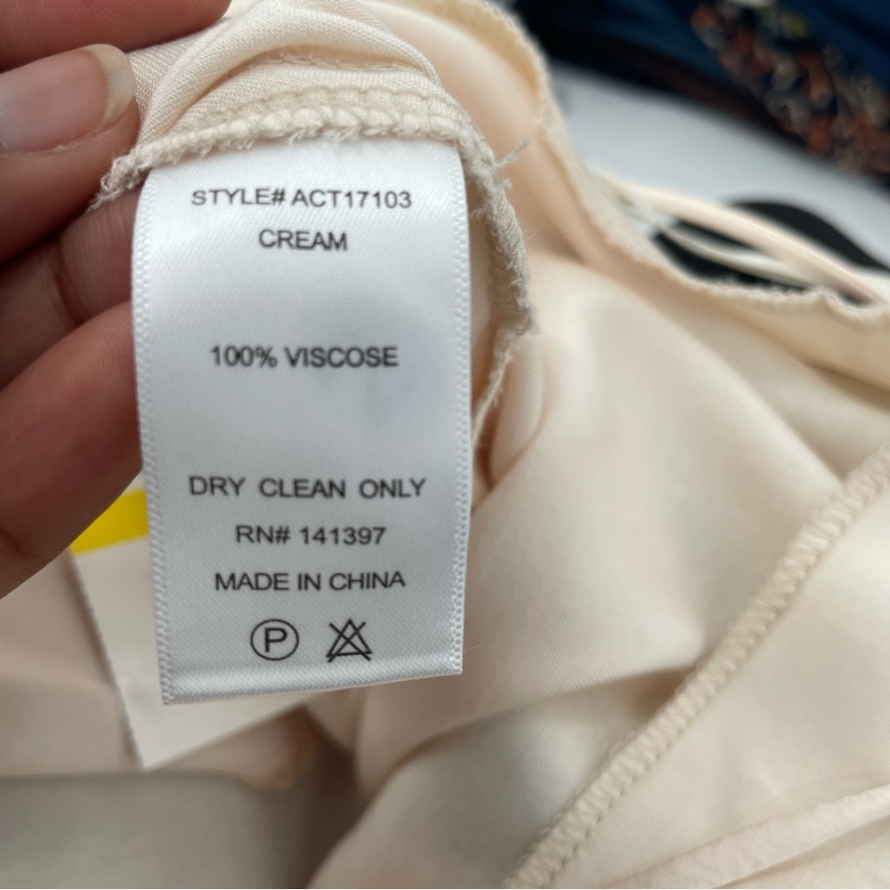 Astr The Label Rosemomt Camisole In Cream Sizes Medium & Large NWT - Picture 11 of 13